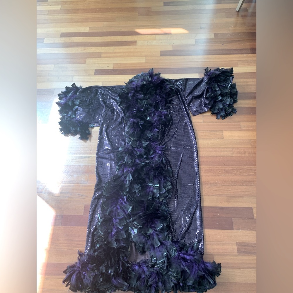 Fabulous Two-Piece Custom Sequence Gown & Feather… - image 3